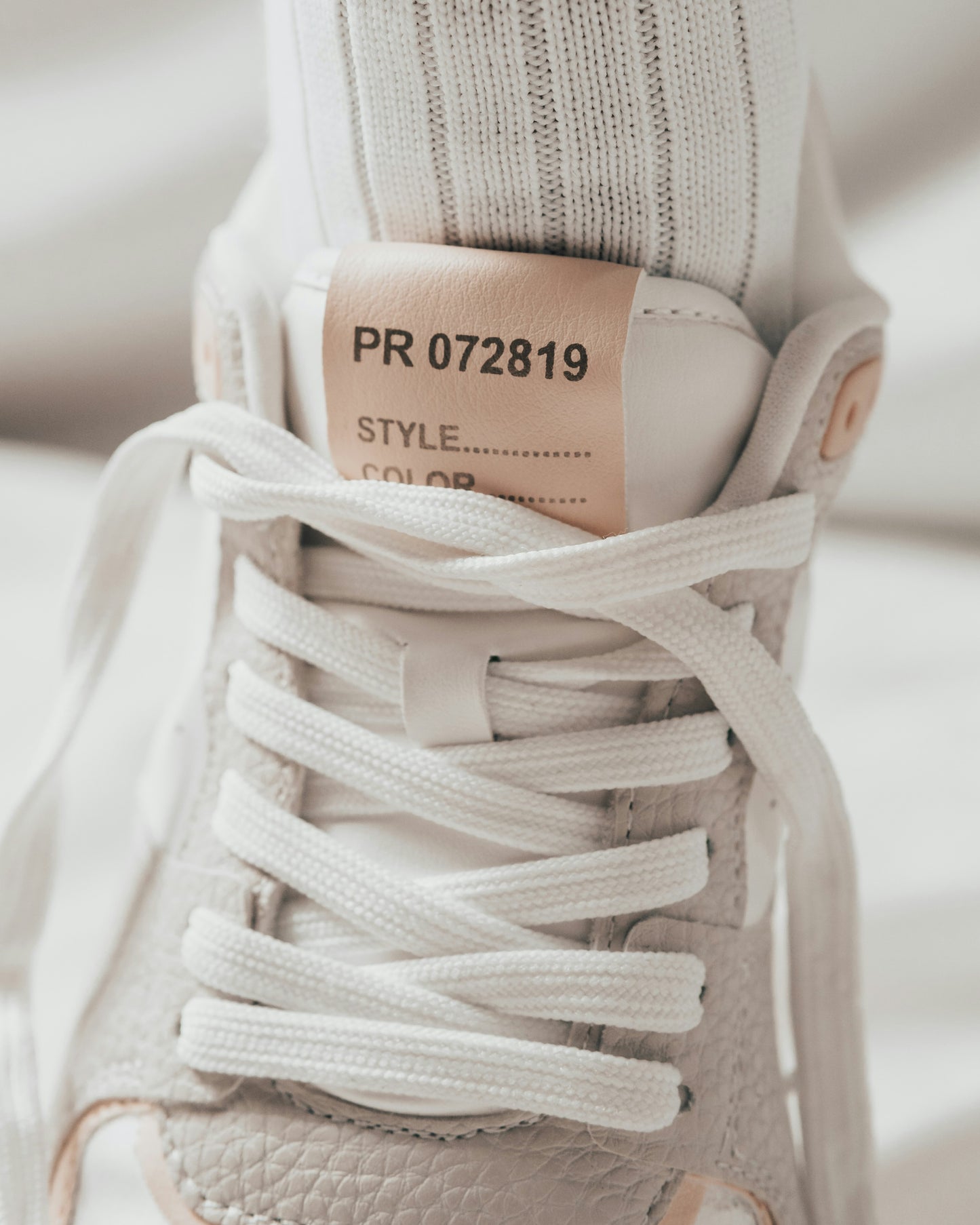 Flat Premium Laces